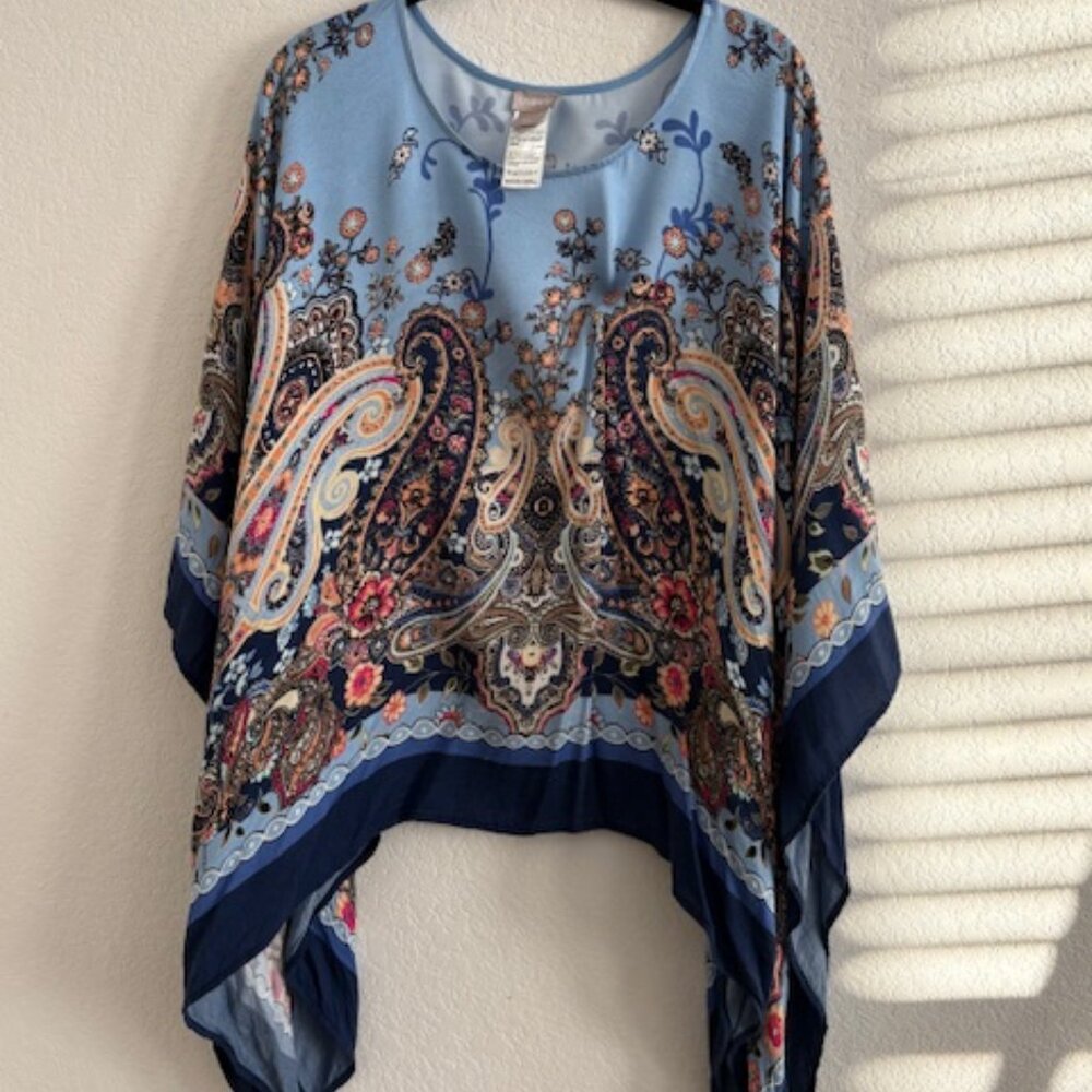 CHICO'S NAVY/LT BLUE PAISLEY PONCHO, ONE SIZE